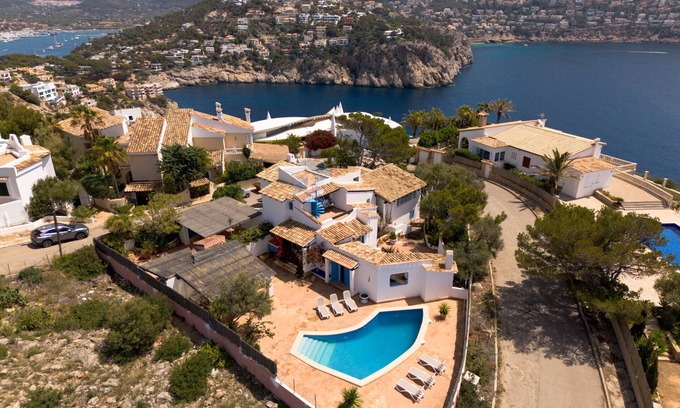 Port d'Andraitx Ski Chalet | Villa Can Milana with breathtaking views in a privileged location of La Mola