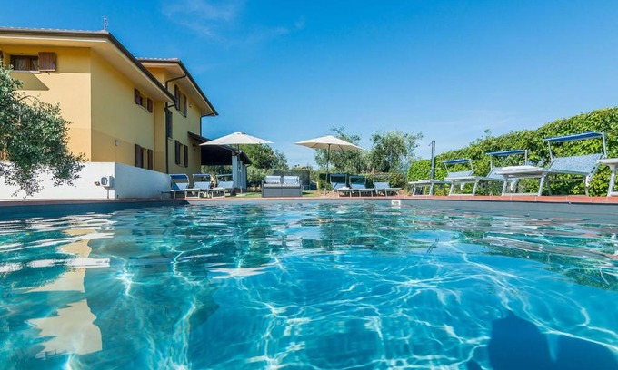 Pesaro Villa | Villa Candelara