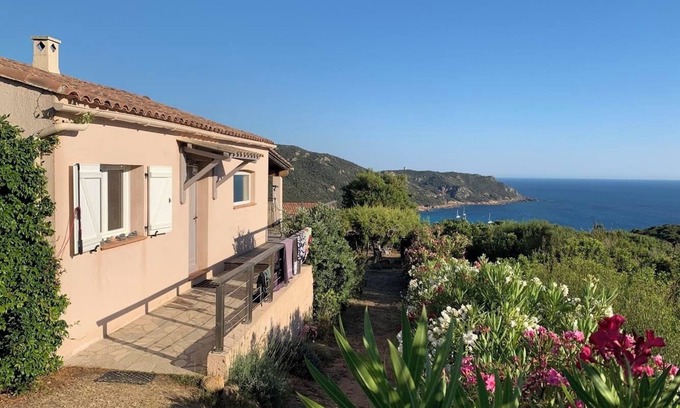 Coti-Chiavari House | Villa Capo di Muro, sea view, beaches and walks