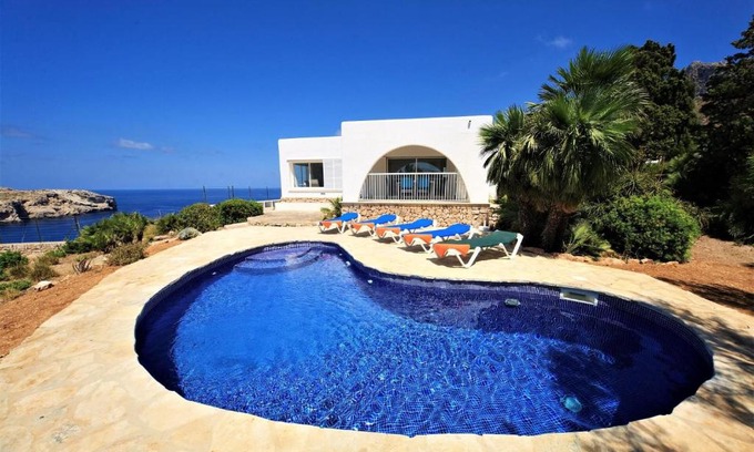 Cala Carbo Villa | Villa Casa Blanca Carbo by Sealand Villas