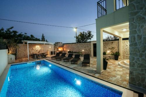 Vinjerac Villa | Villa Castello Coza ZadarVillas