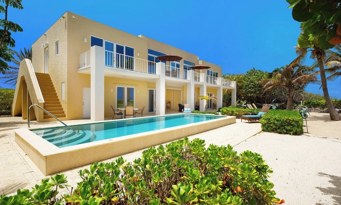 Old Man Bay House | Villa Caymanas: Caribbean Villa w/Fabulous Snorkeling, Pool, & Panoramic Balcon
