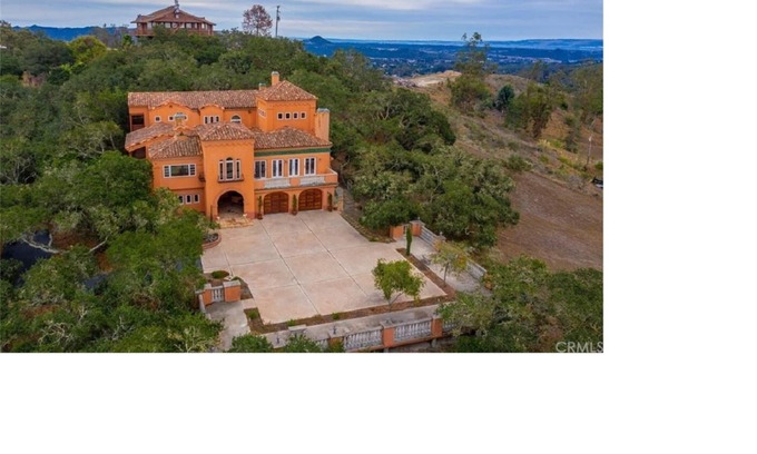 Arroyo Grande House | Villa Chula : An Elegant Mountaintop Estate