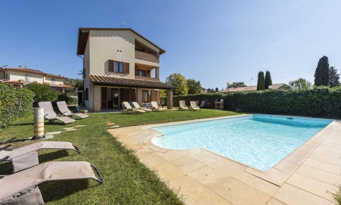 Lucignano Villa | Villa Clemente by MMega