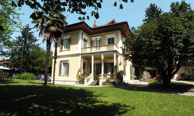 Albiano d'Ivrea House | Villa D'Azeglio