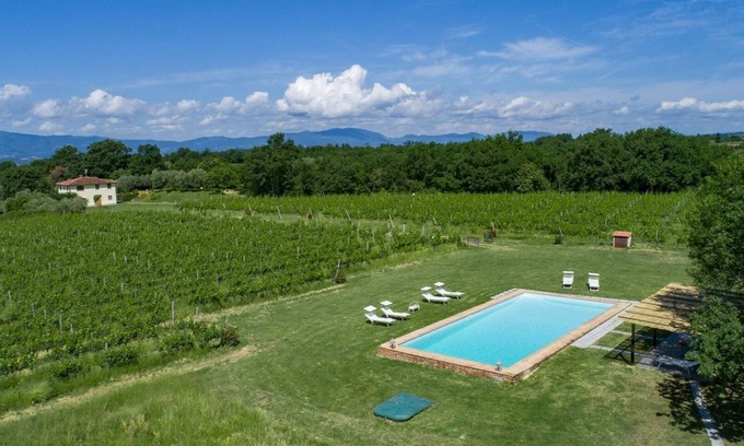 Terranuova Bracciolini Villa | Villa dei Cavalli, Terranuova Bracciolini, Arezzo and Cortona