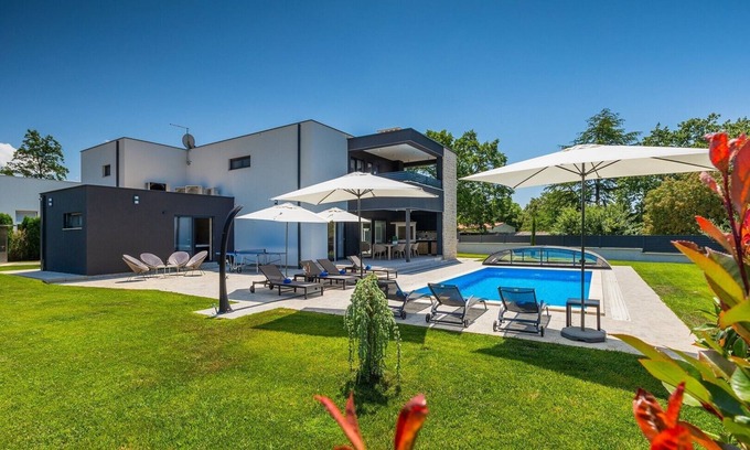 Municipality of Zminj Villa | Villa Dell Re with private pool-Oasis of luxury