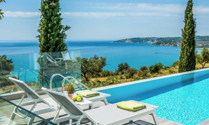 Vlachata Villa | Villa Della Luna