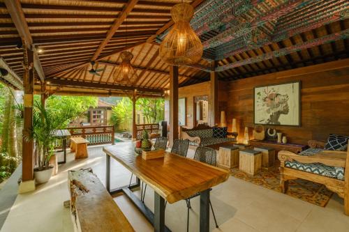 Ubud City-Centre Villa | Villa Dharuna Ubud