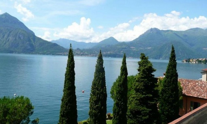 Fiumelatte Apartment | Villa Dolce Fontana