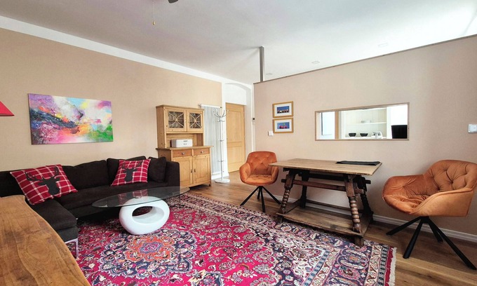 Caldaro Sulla Strada del Vino Apartment | Villa Donata - Apartment Viktoria, 2-room. Luxury apartment in the heart of Kaltern