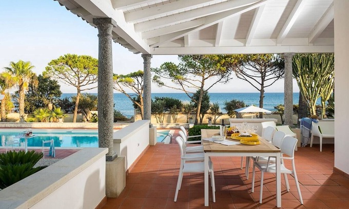 Marina di Modica Villa | Villa Donna – Private villa with pool in Sicily