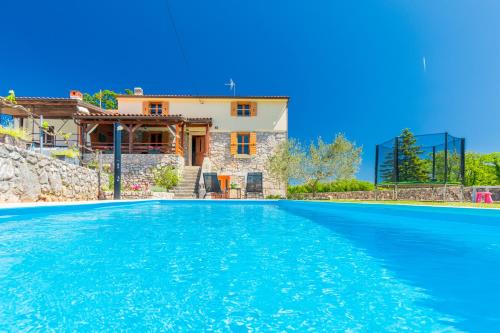 Gostinjac Villa | Villa Dora - family house with saltwater pool in Gostinjac, Krk Island