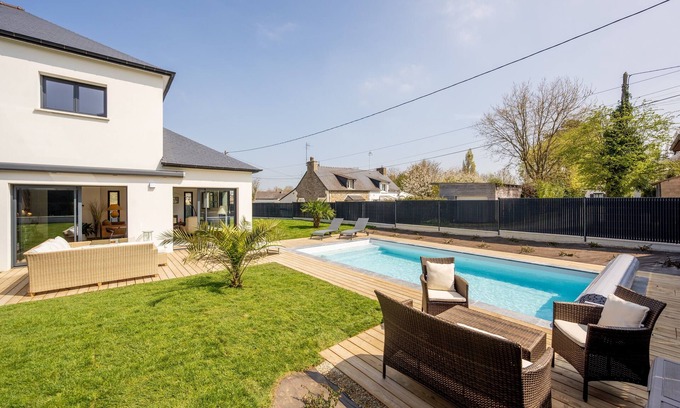 Quessoy House | Villa du Clos Briens - Piscine Privée