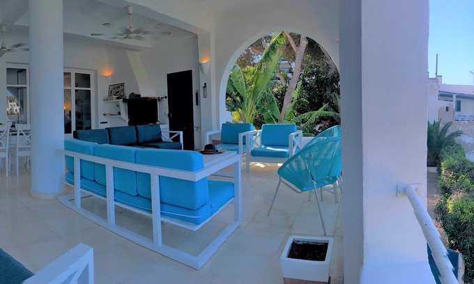 Cala d'Or Villa | VILLA EL CLUB: 3 Bed, 3 Bath Front Line Marina Villa In Old Town Cala D´or