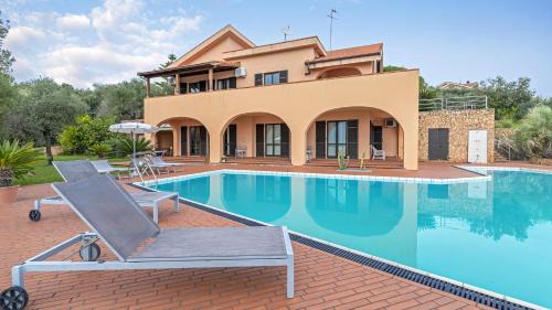 Loano Villa | VILLA ELDA 6, Emma Villas
