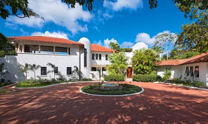 Sandy Lane Villa | Villa Elsewhere | Ocean View - Located in Stunning Sandy Lane with Private Pool