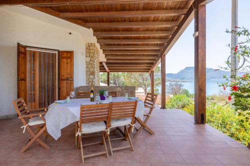 Cornino Villa | Villa Esclusiva sul Mare