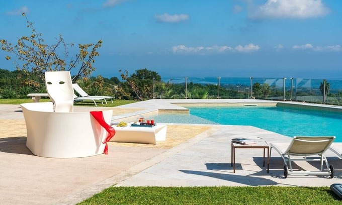 Zafferana Etnea Villa | Villa Etnea - Private villa with pool and jacuzzi