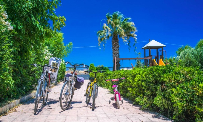 Gennadi Villa | Villa Euphoria