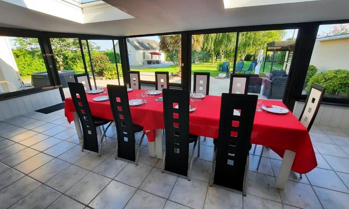 Carentoir House | Villa Excalibur, en Bretagne, aux portes de Brocéliande