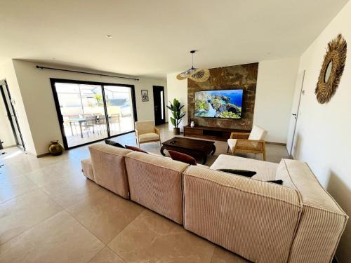 Charmes-sur-Rhone Villa | Villa exotique avec piscine - Dolce Rhôna