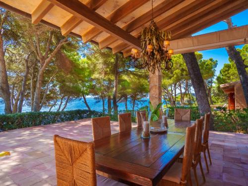 Costa de los Pinos Villa | Villa Finca L'Embat by Interhome