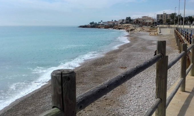 Vinaros Ski Chalet | VILLA FRONT SEA 30 M. FROM BEACH 8-9 PERS.