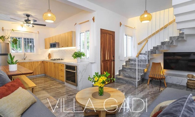 Bajio Villa | VILLA GADI - Roof Garden - Pizza Oven - Tiny Pool