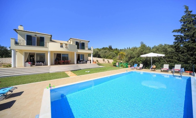 Petaleia Villa | Villa Gina by Villa Plus