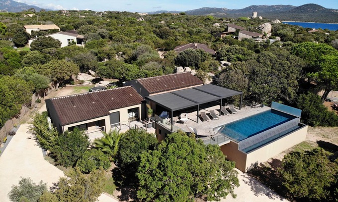 Pianotolli-Caldarello Villa | Villa Giova - 250 metres from the beach in the San Giovanni Reserve