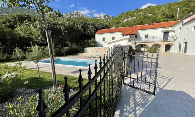 Tribalj Villa | Villa Green Residence by Villas Guide
