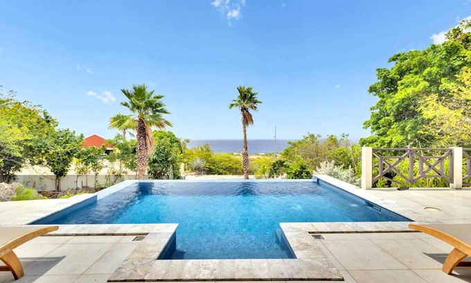 Sabadeco Villa | Villa Heros Sabadeco with Stunning Sea View