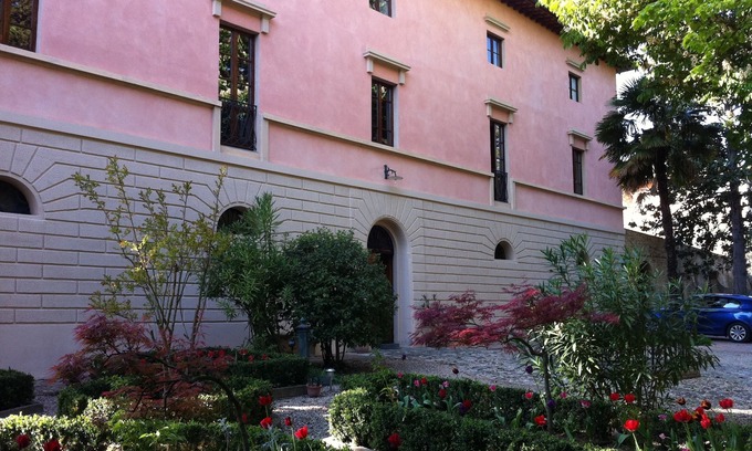 Certaldo Apartment | Villa Humbourg a magnificent Tuscan villa from the 18th century will enchant you