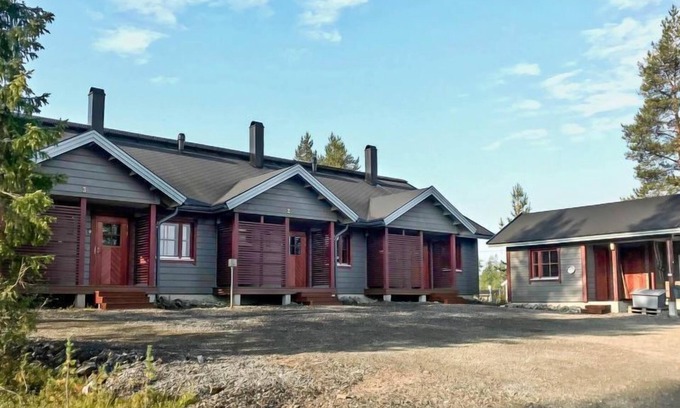 Akaslompolo House | Villa Hytönen 2 by Interhome