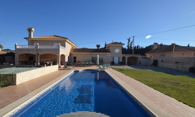 El Algar Villa | Villa in El Agar with Private Pool and Beaches