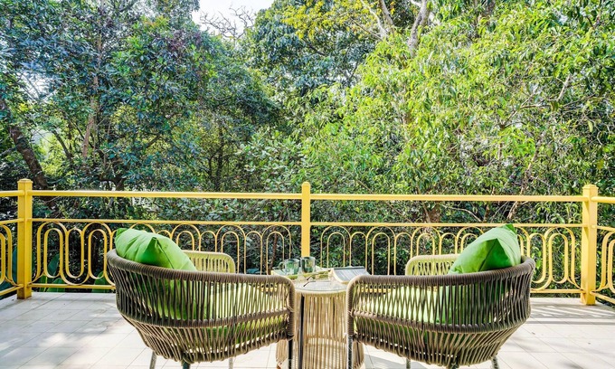 Siolim Villa | Villa in Goa Near Morjim Beach