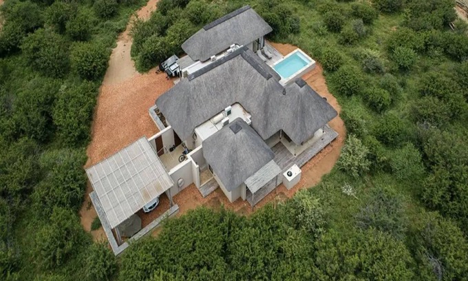 Hoedspruit Other | Villa in Hoedspruit with private heated pool