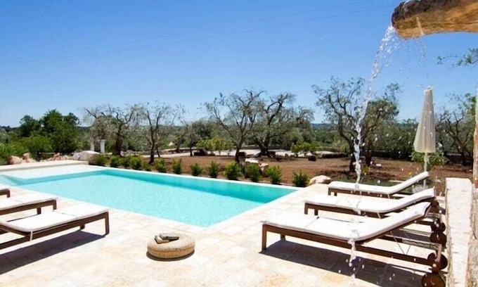 Cisternino House | Villa in Itria Valley with Infinity Pool