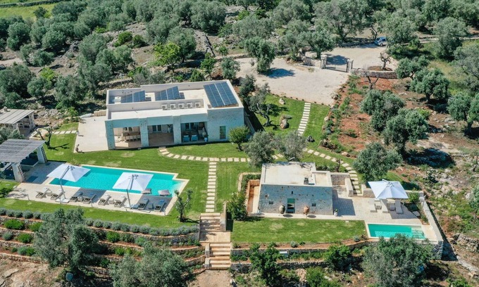 Ostuni Villa | Villa in Ostuni with 10 bedrooms sleeps 24