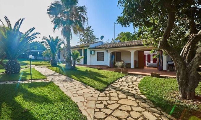 Modica Villa | Villa in Pozzallo near Sandy Beaches