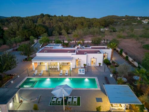 Sant Antoni de Portmany Villa | Villa in San Antonio sleeps 10
