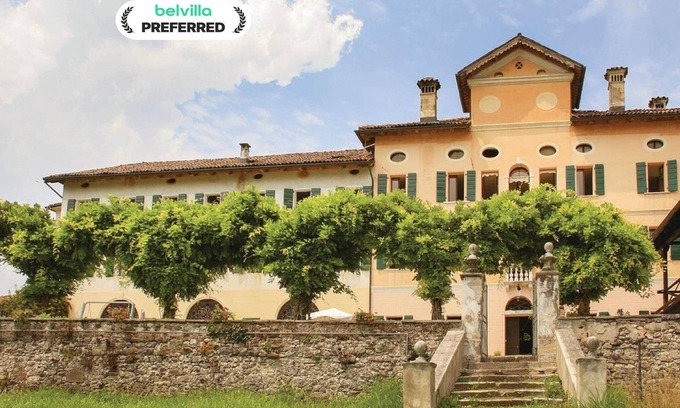 Santa Giustina Apartment | Villa in Valbelluna with Pool & Dolomite Views