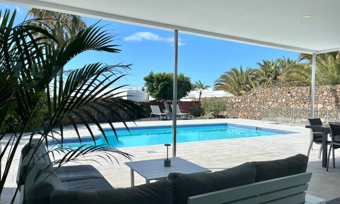 Tias Villa | Villa Infinity Exclusive - Private Pool & Total Privacy