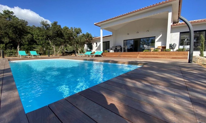 Sainte-Lucie-de-Porto-Vecchio Villa | Villa Isula by Intendance Excellency