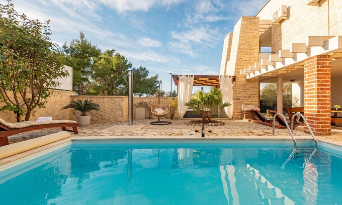 Vir Villa | Villa Ivan ZadarVillas