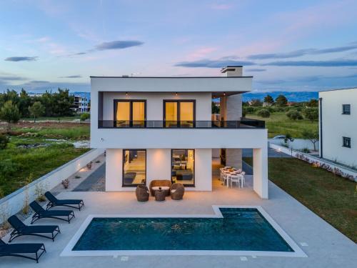 Privlaka Villa | Villa Karlo ZadarVillas