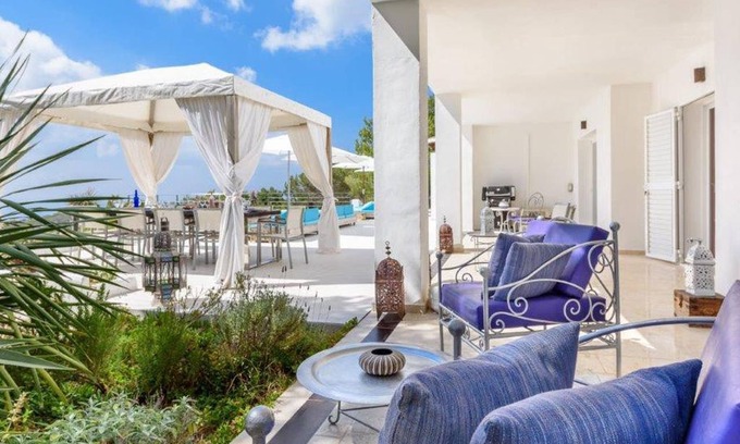Sant Jordi de Ses Salines Villa | Villa La Casa Romero, in the heart of Ibiza's golden mile