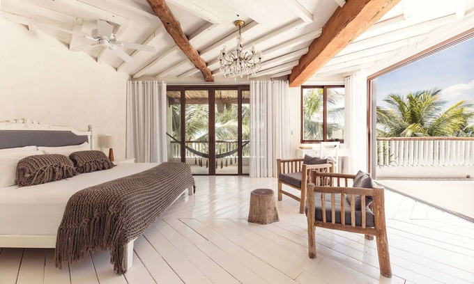 Soliman Bay Villa | Villa La Semilla 5BR Beachfront w/Chef
