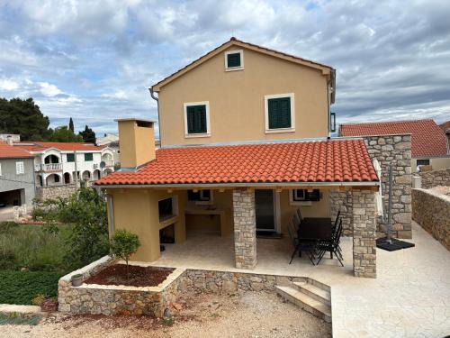 Lukoran Villa | Villa Lali - Modern Villa near the sea in Lukoran